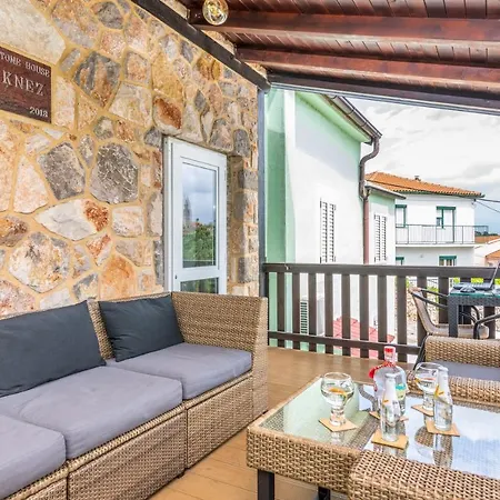 Stone House Knez *