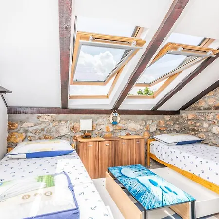 Stone House Knez Apartment *