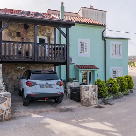Stone House Knez * Vrbnik (Primorje-Gorski Kotar)