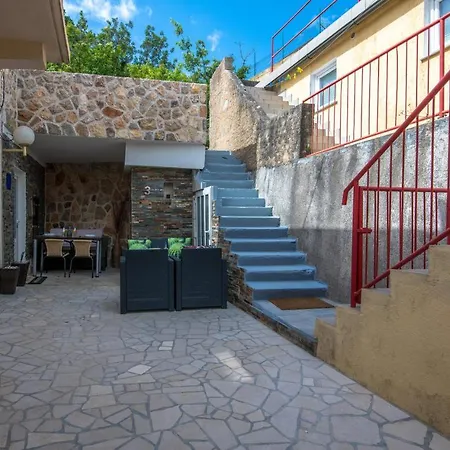 Stone House Knez * Vrbnik (Primorje-Gorski Kotar)