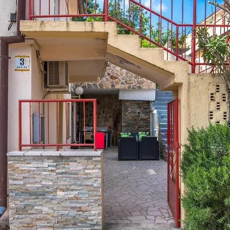 Stone House Knez *