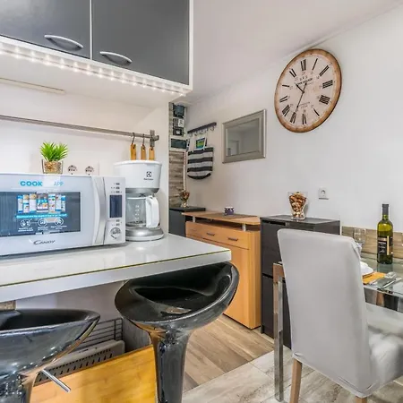 Stone House Knez * Vrbnik (Primorje-Gorski Kotar)