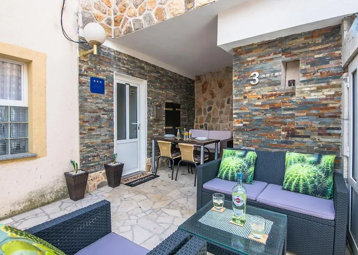 Stone House Knez *