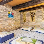 Stone House Knez * ורבניק