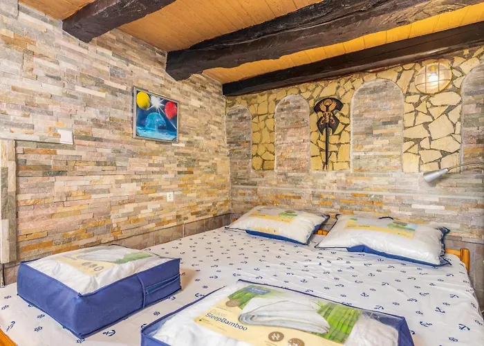 Stone House Knez * Vrbnik (Primorje-Gorski Kotar)